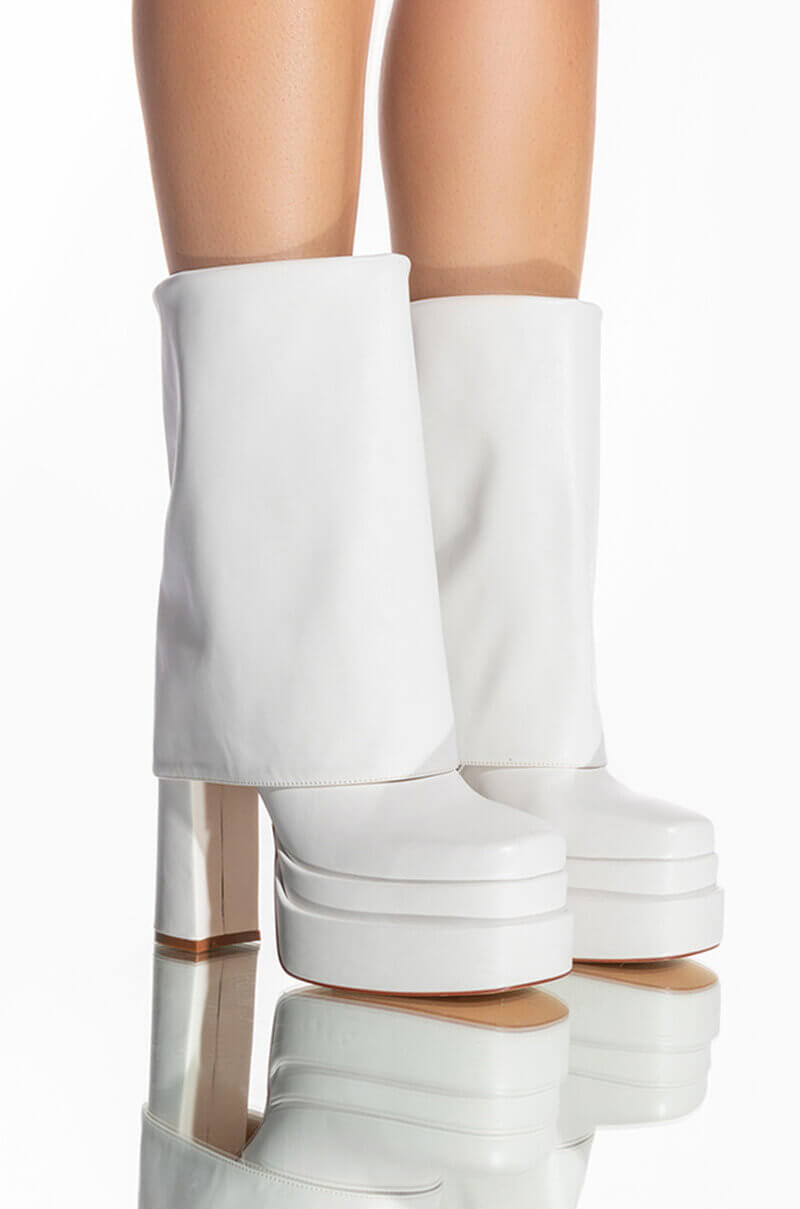 AZALEA WANG BABY FOLD OVER CHUNKY BOOT IN WHITE