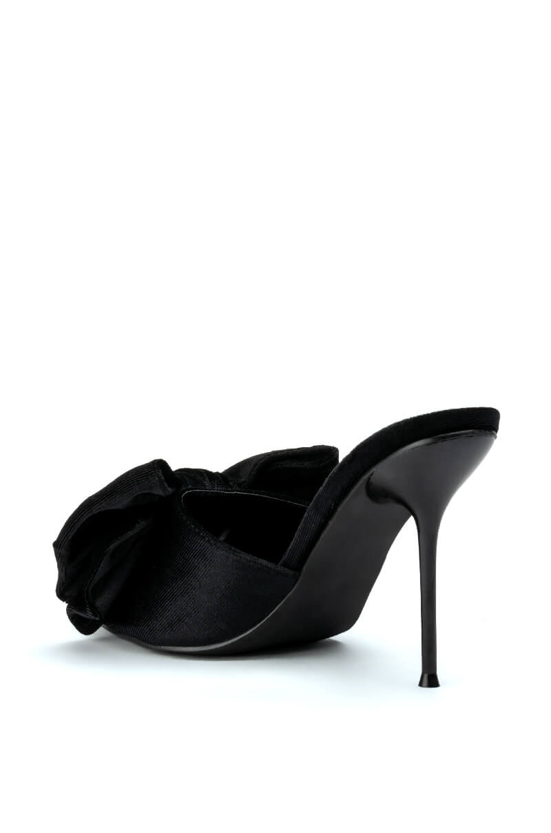 DEBORAH VELVET MULE WITH BOW IN BLACK