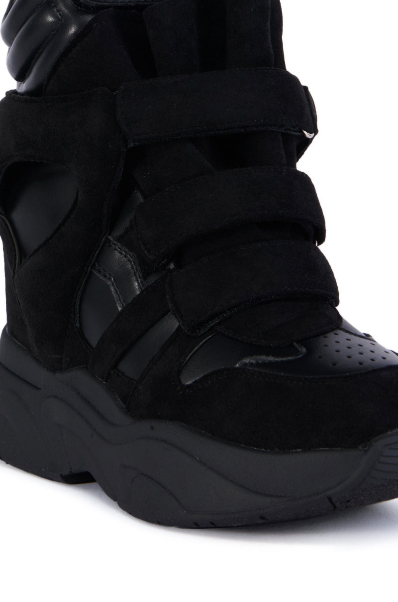 MARANTO CHUNKY BLACK SNEAKER