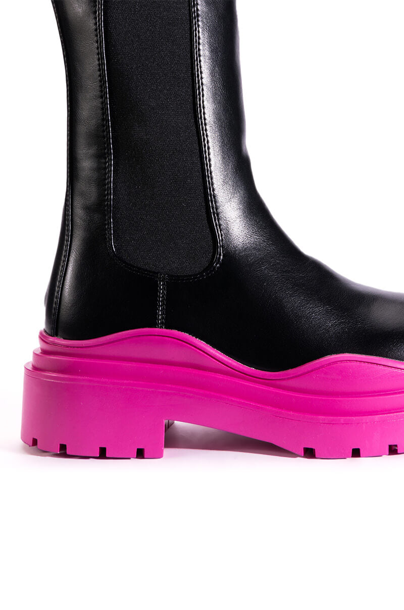 AZALEA WANG GHOSTED FLATFORM CHELSEA BOOT IN FUCHSIA