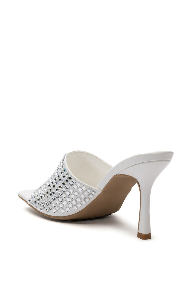 AZALEA WANG BUFFALO EMBELLIHED SANDAL IN WHITE