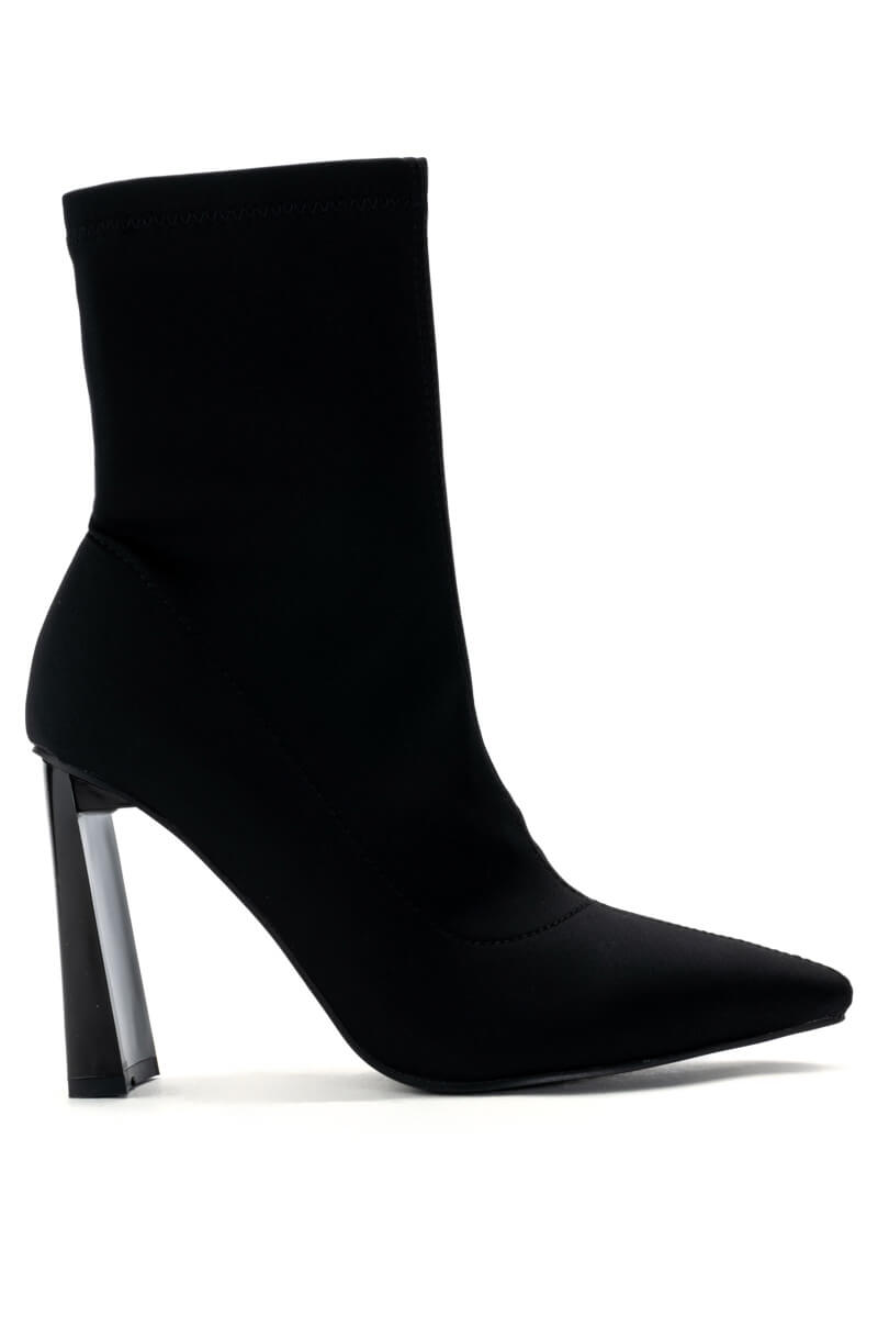 AZALEA WANG MOSCATO NEOPRENE BOOTIE IN BLACK