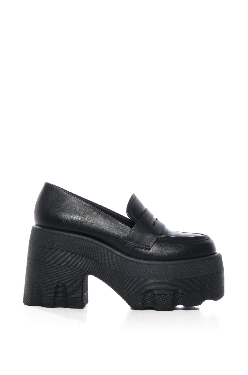 SHORTY PLATFORM LOAFER IN BLACK