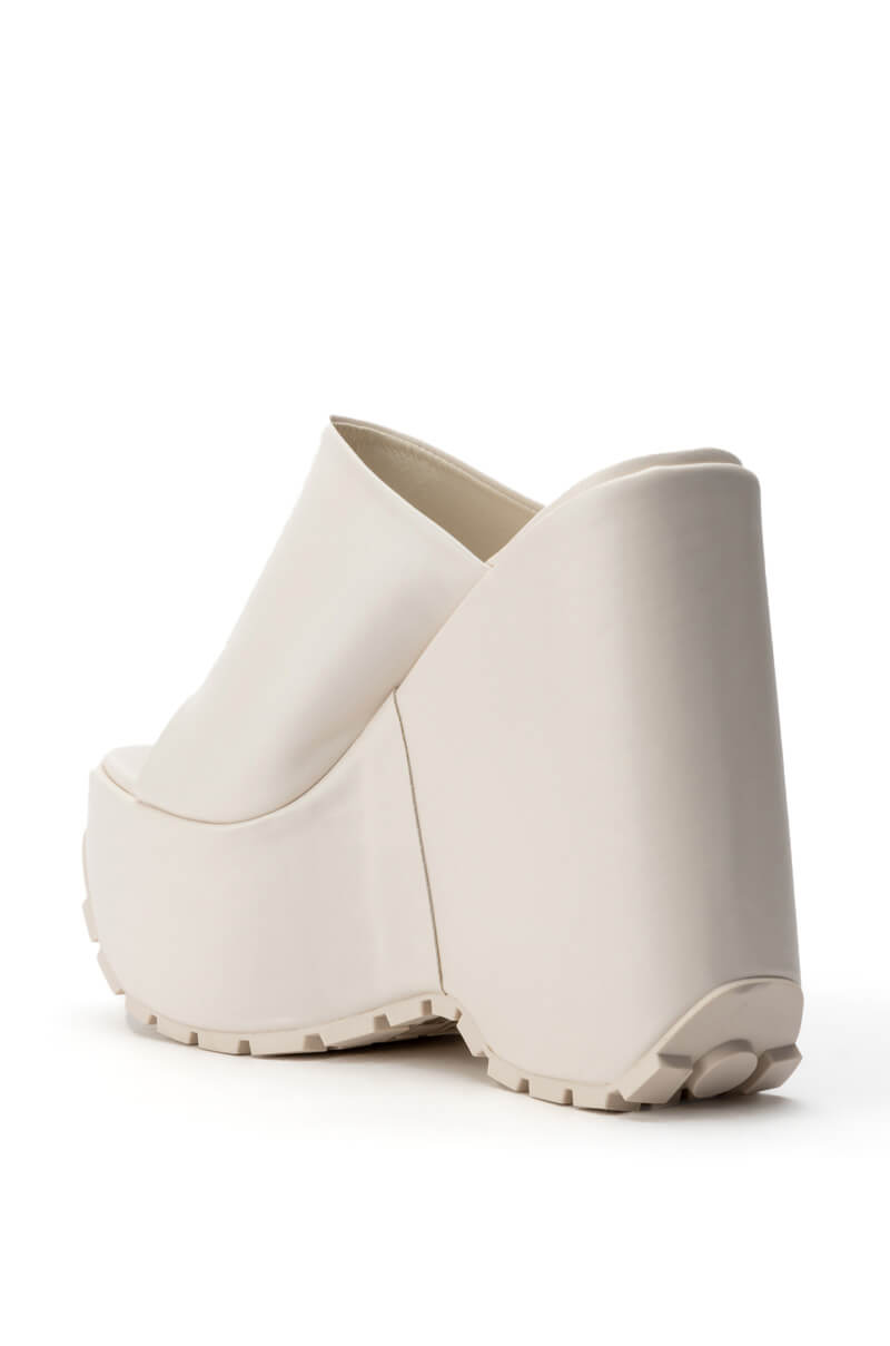 MEANIE CHUNKY MULE IN CREAM