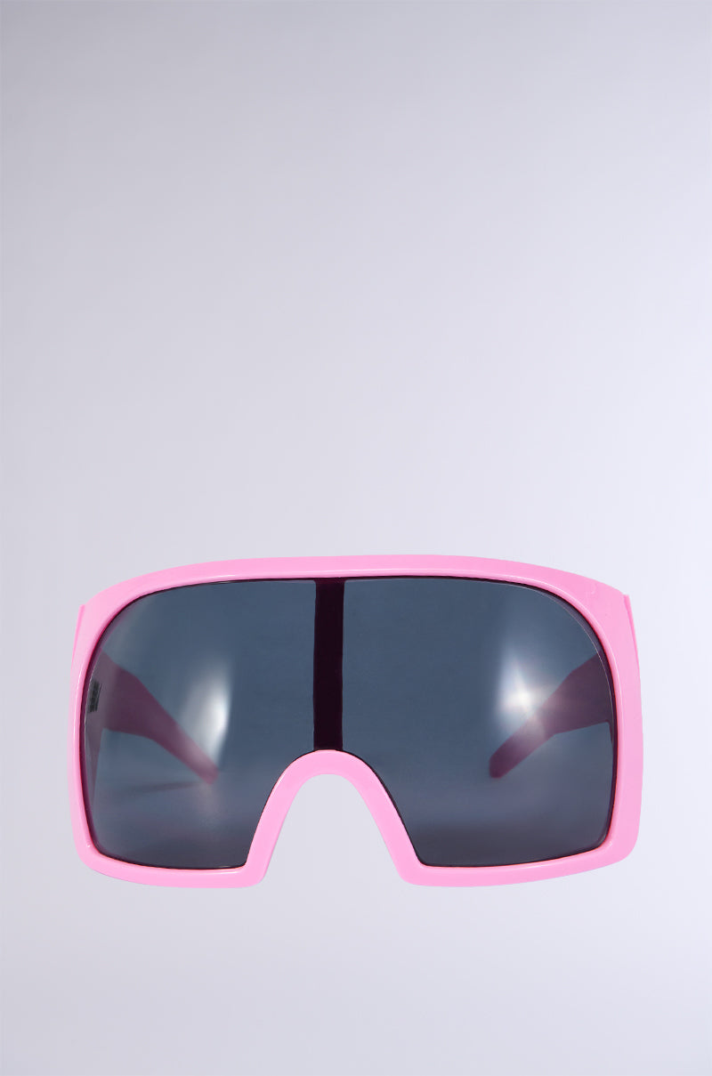 TOO BOLD SUNGLASSES