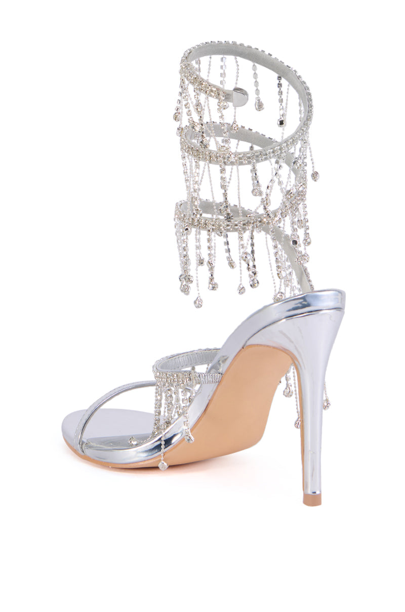 AZALEA WANG ELKE SILVER COIL DIAMOND DRIP SANDAL