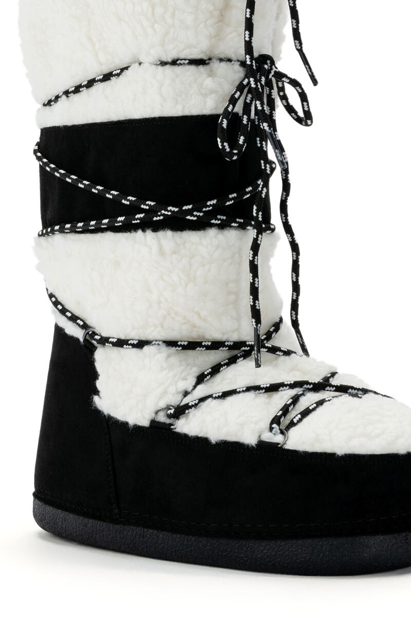 AZALEA WANG VALENTINA SUEDE BOOT IN BLACK