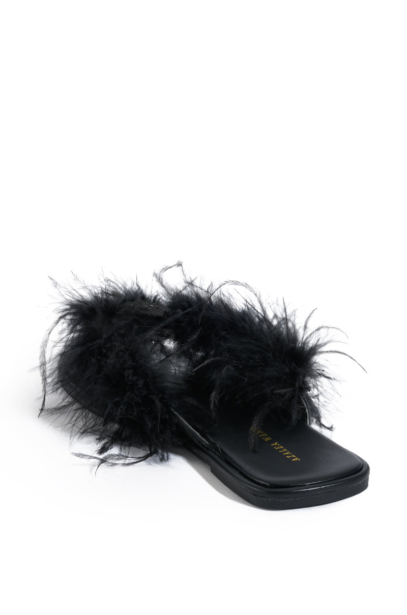 AZALEA WANG PAMMY FEATHER FLAT SANDAL IN BLACK