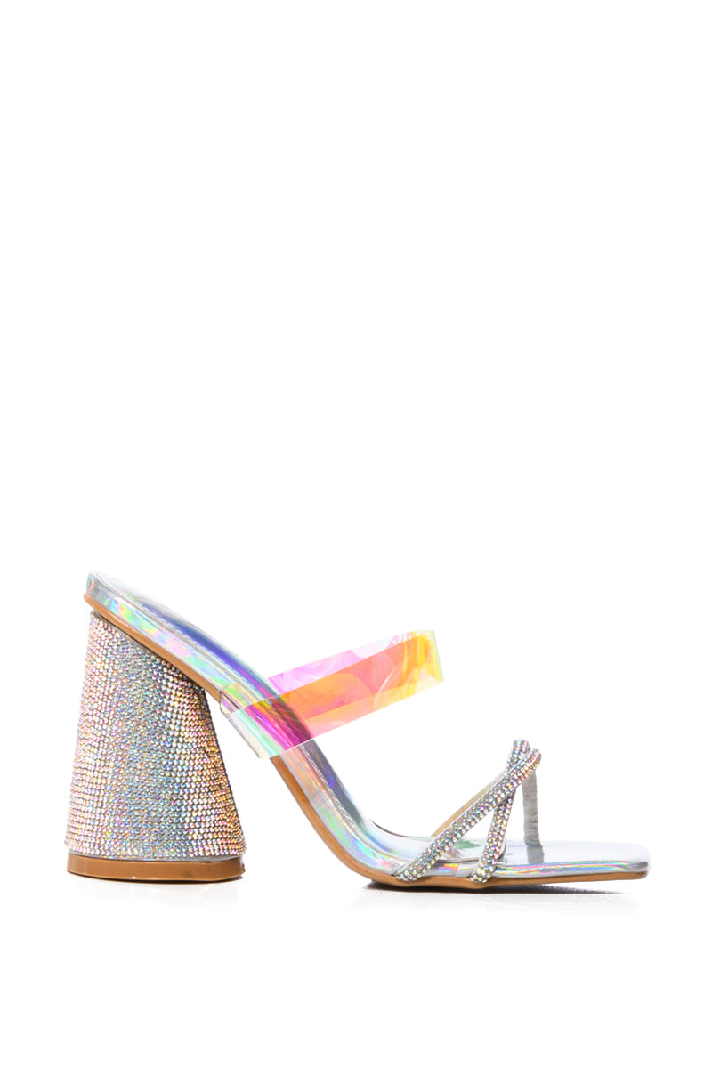 CAPE ROBBIN BEATRIZIA SPARKLE SHEATH CONVERTIBLE CHUNKY SANDAL IN HOLOGRAPHIC