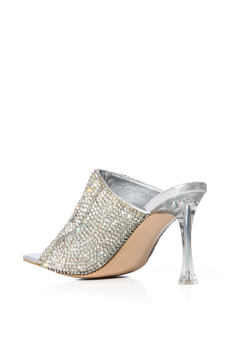 AZALEA WANG SONGSTRESS SILVER SLIP ON SANDAL