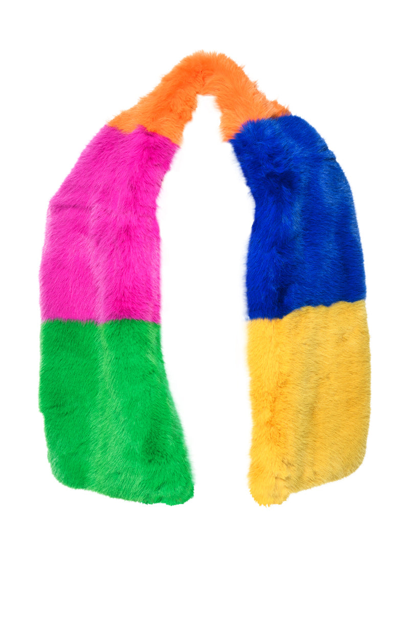 TASH DAY OFF FUR MULTI COLOR SCARF