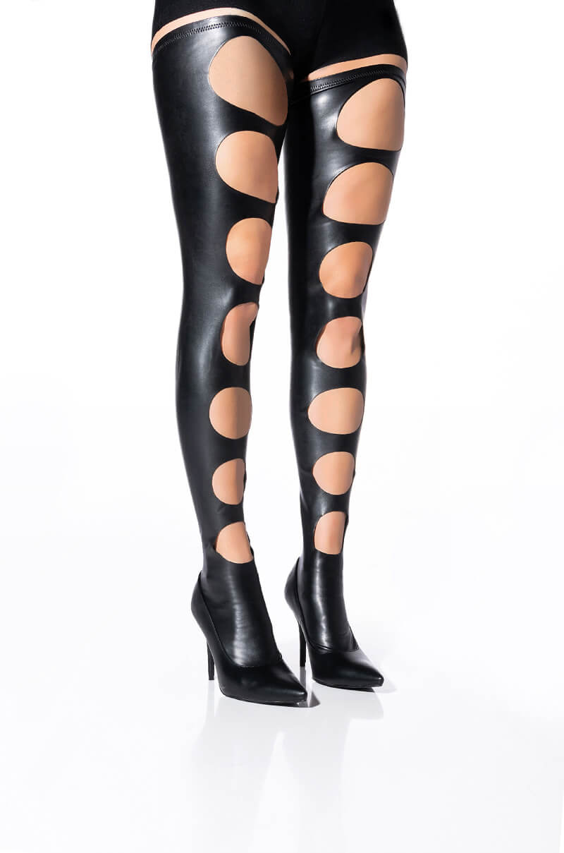 AZALEA WANG SILVIA STRETCH THIGH HIGH BOOT IN BLACK