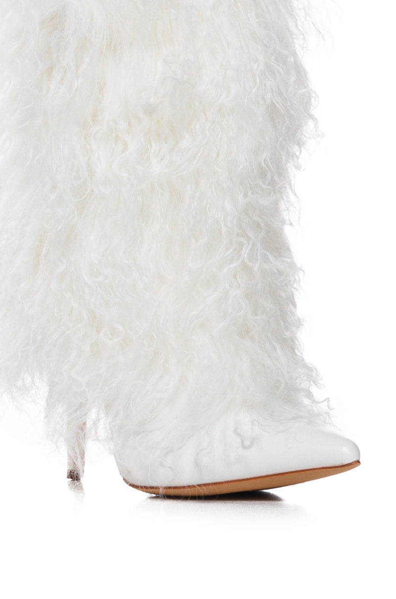 AZALEA WANG MOHAIR FUR BOOT IN WHITE