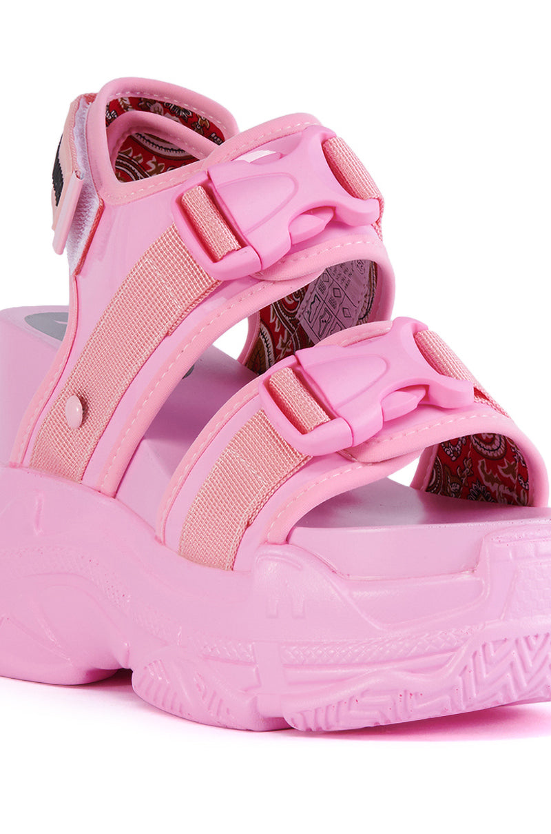 PEACH HIGH FLATFORM SNEAKER SANDAL IN PINK