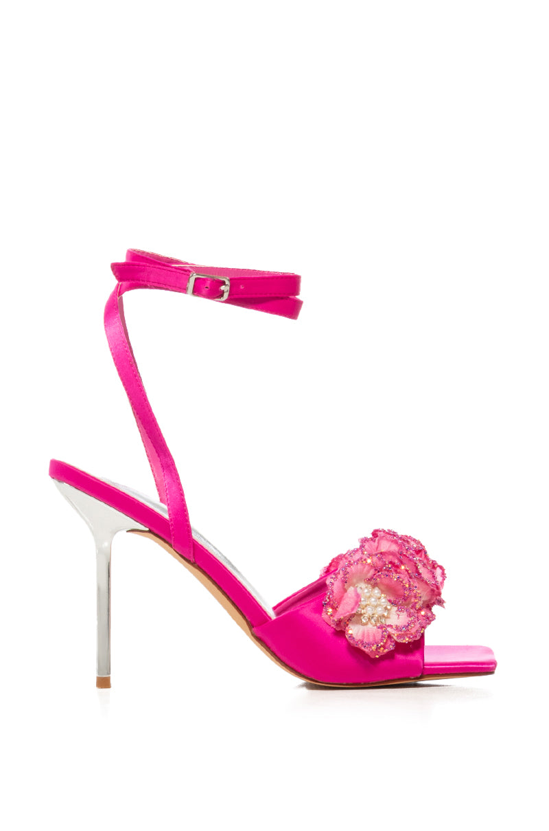 AZALEA WANG SONYA PINK BLOSSOM EMBELLISHED SANDAL