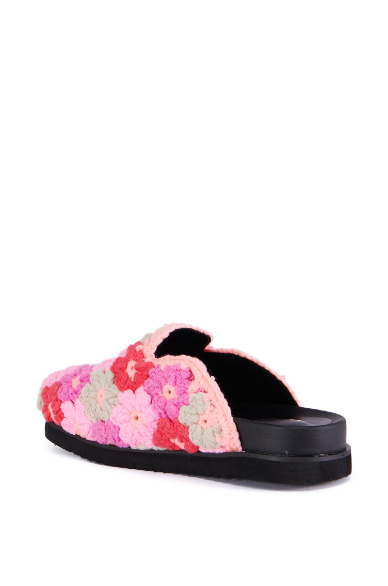 AZALEA WANG EFRYN PINK FLOWER EMBROIDERED CLOG