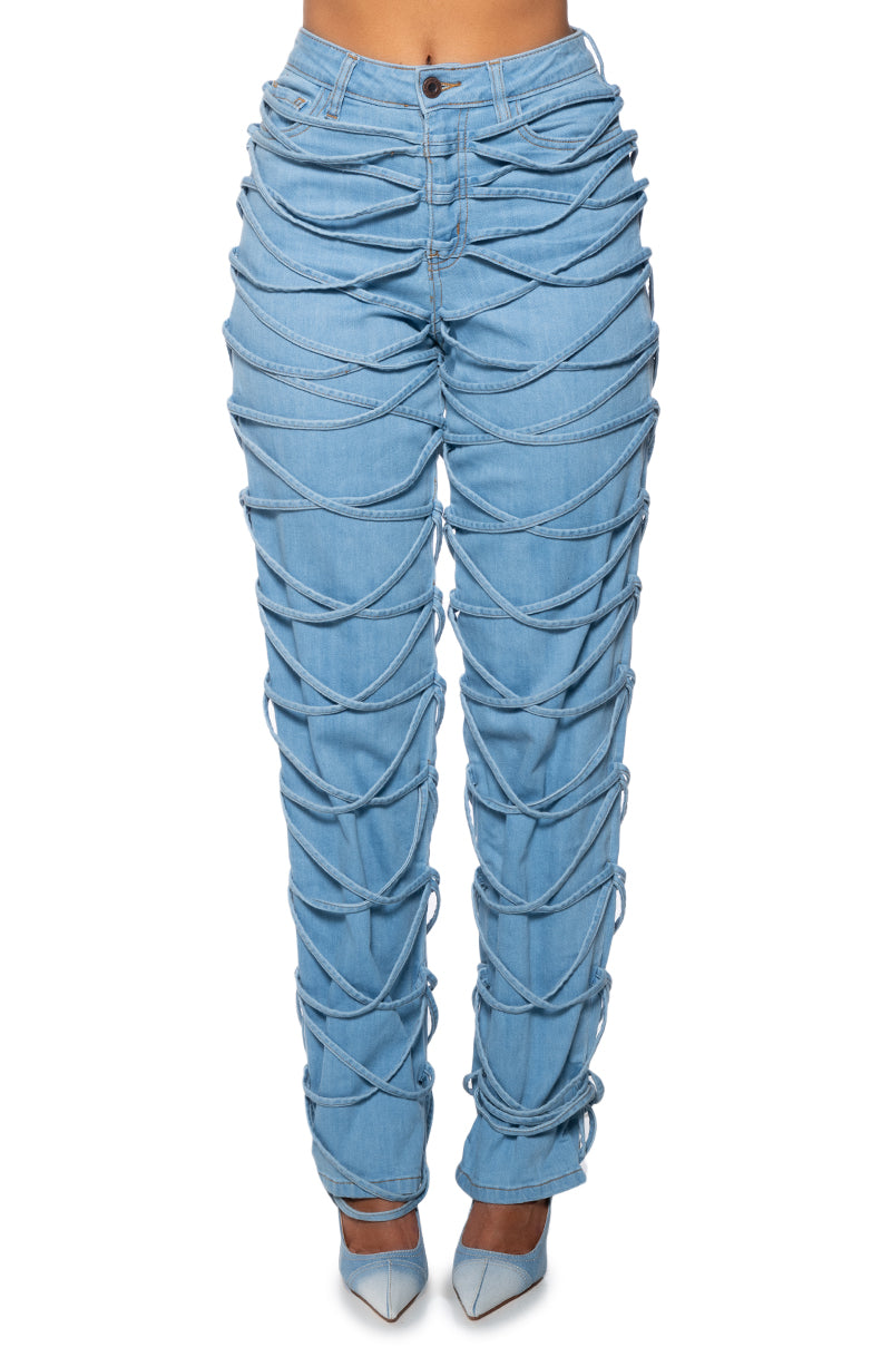 TIED UP RELAXED FIT JEANS