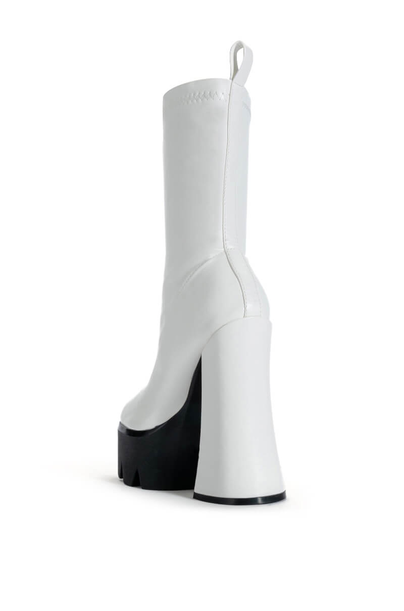 AZALEA WANG TATI CHUNKY BOOT IN WHITE