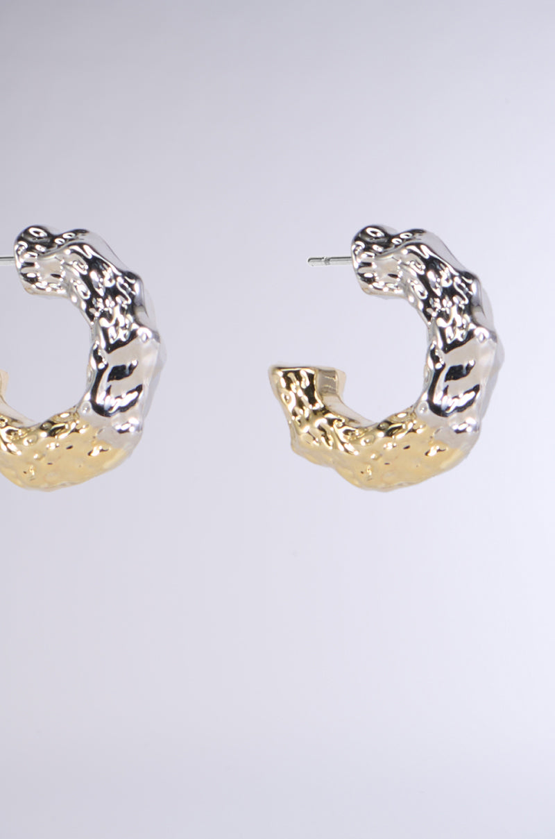 MIXED FEELINGS HOOP EARRING IN GOLD