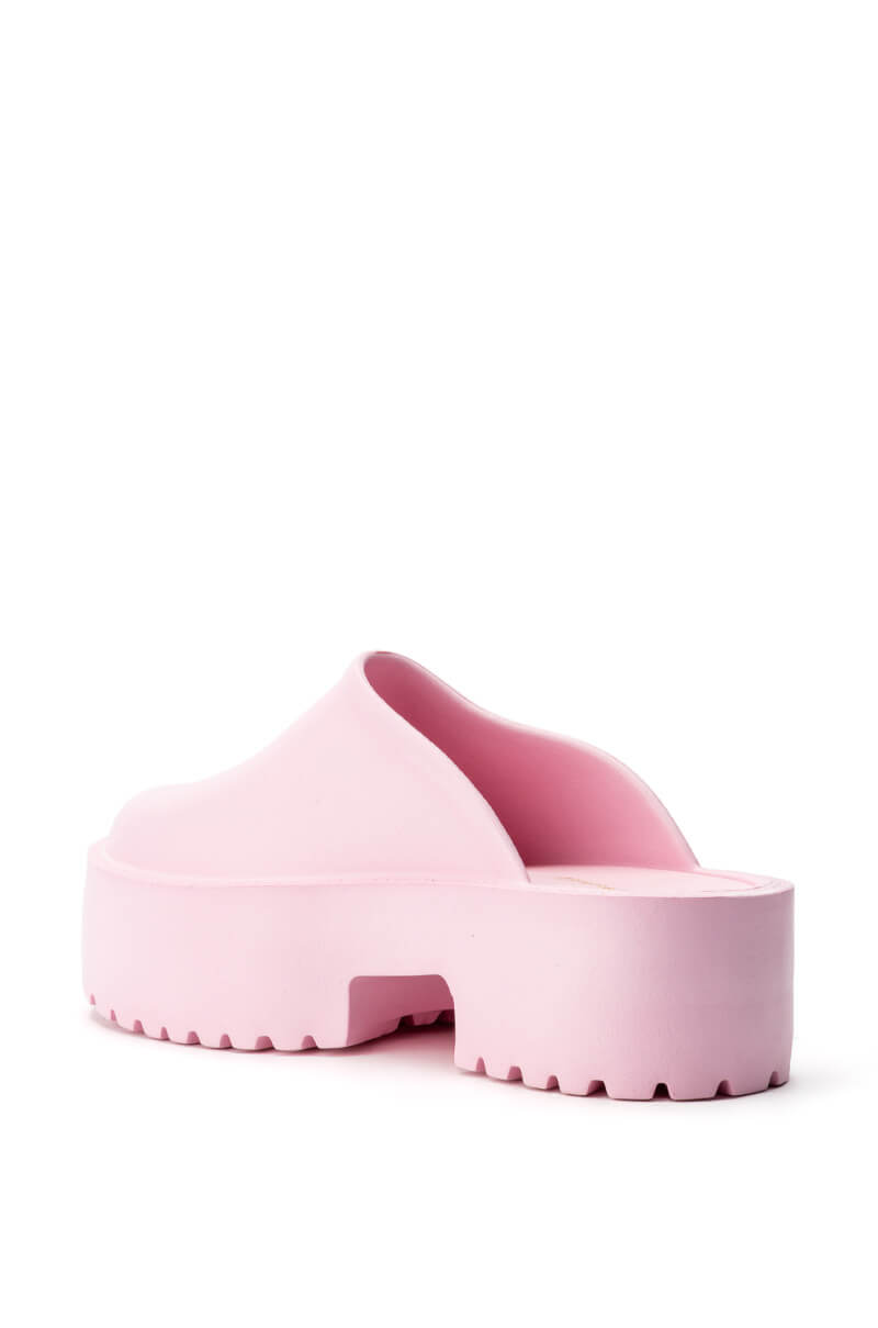 SLIP ON MULE IN PINK