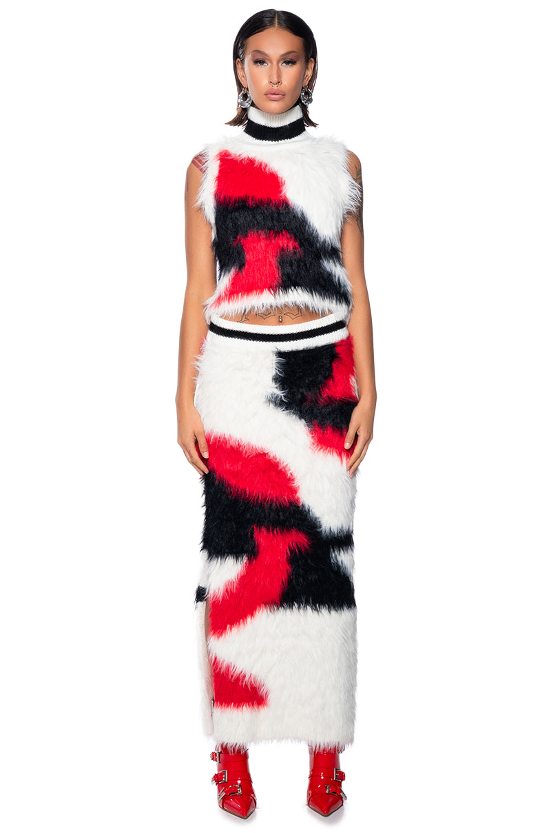 LALA ULTRA FUZZY MIDI SKIRT