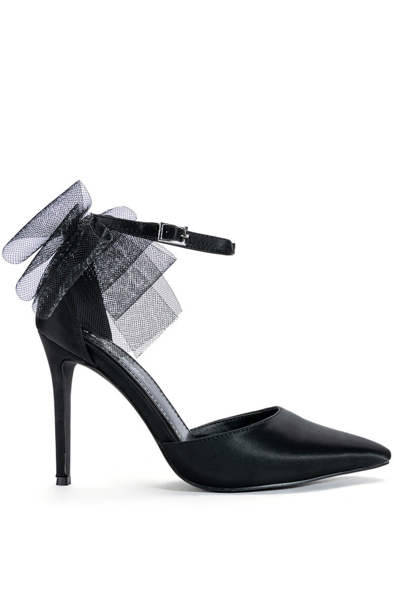 AZALEA WANG SWEETIE TRENDY BOW PUMPS IN BLACK