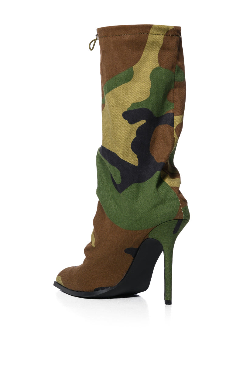 AZALEA WANG AIRLEA BAGGY DESIGN BOOTIE IN CAMO