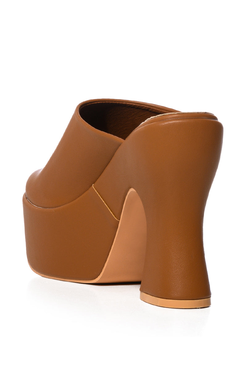 AZALEA WANG MINKA PLATFORM CHUNKY MULE IN TAN