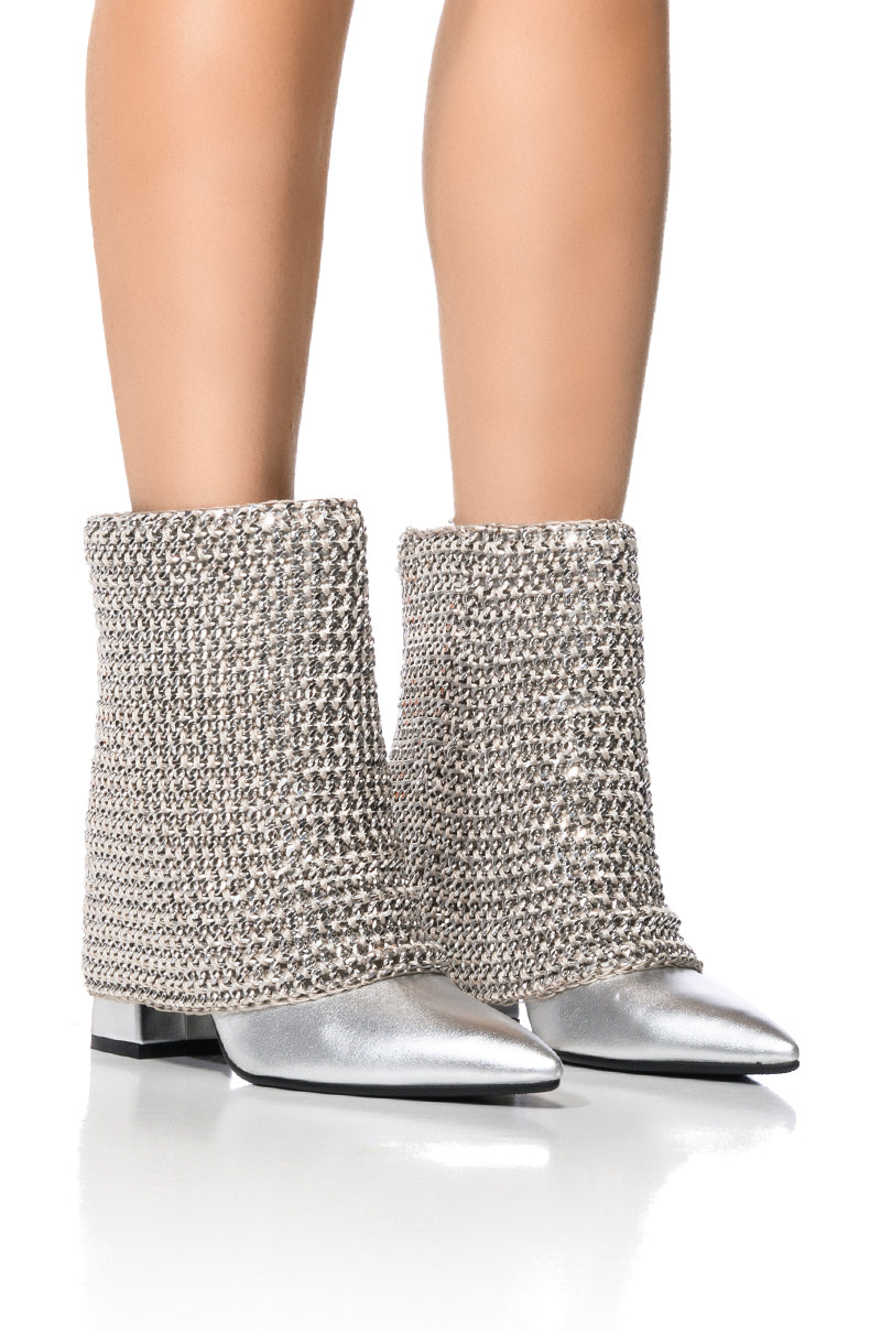 AZALEA WANG HAVANNAH CHAIN COVERED BOOTIE IN SILVER