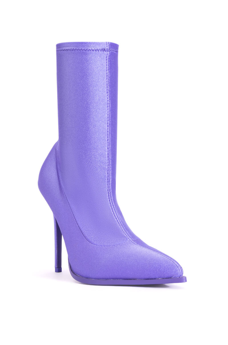 AZALEA WANG SERENITY STRETCH BOOTIE IN PERIWINKLE