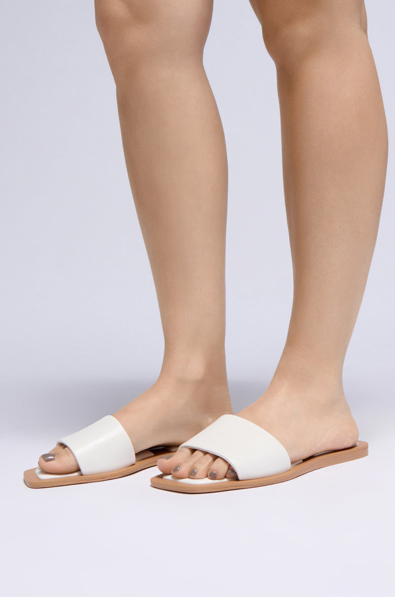 AZALEA WANG CELESTIN WHITE FLAT SANDAL