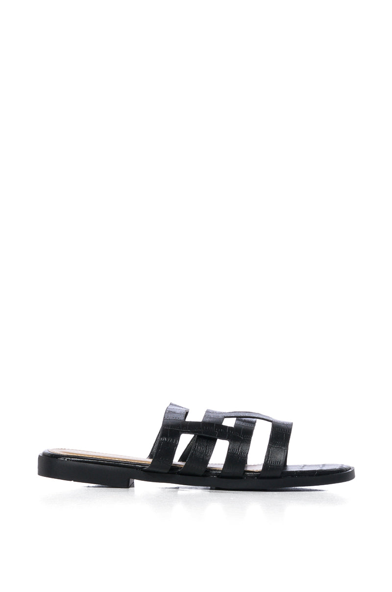 MILLI FLAT CAGE SANDAL IN BLACK