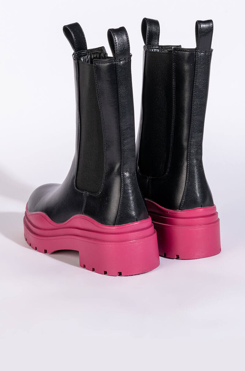 AZALEA WANG GHOSTED FLATFORM CHELSEA BOOT IN FUCHSIA