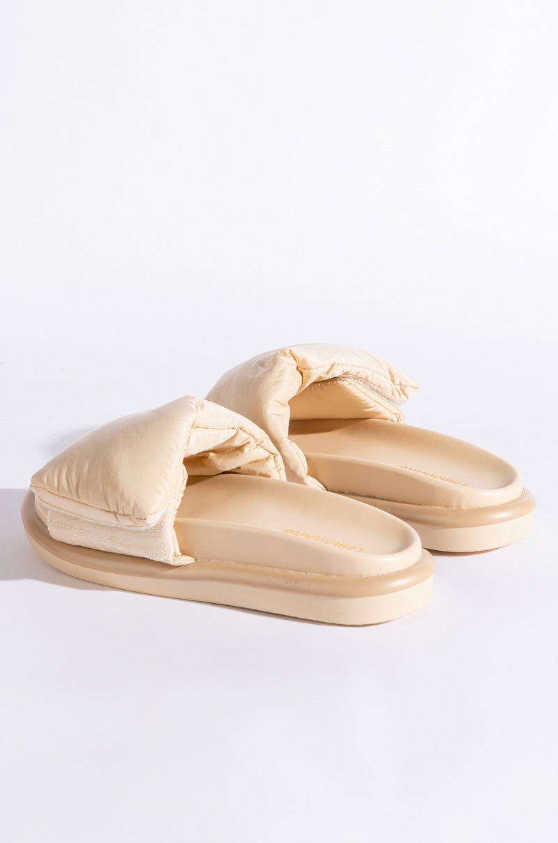 PILLOW SLIP ON COMFY SANDAL