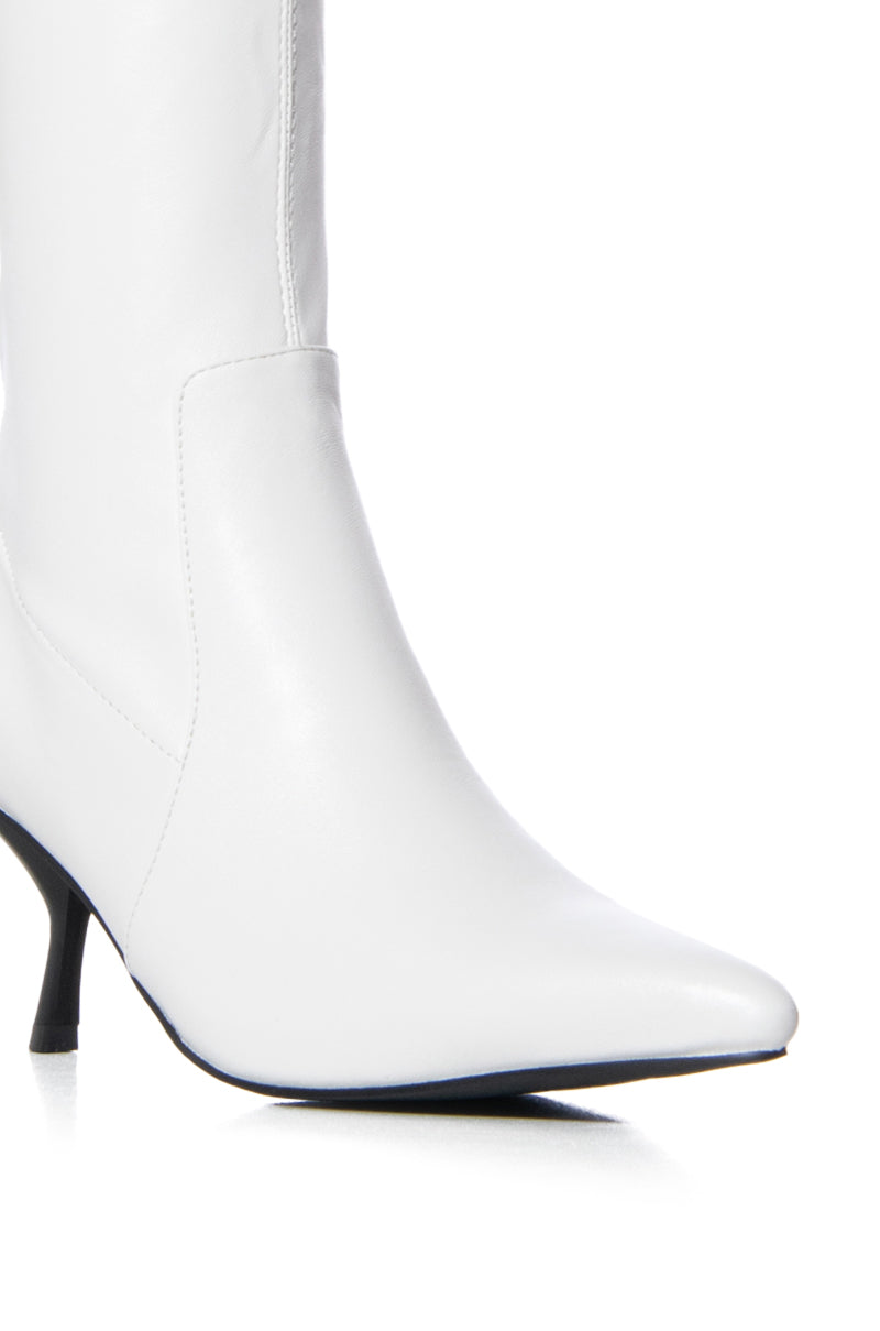 AZALEA WANG MOGRA WHITE KITTEN HEEL BOOTIE