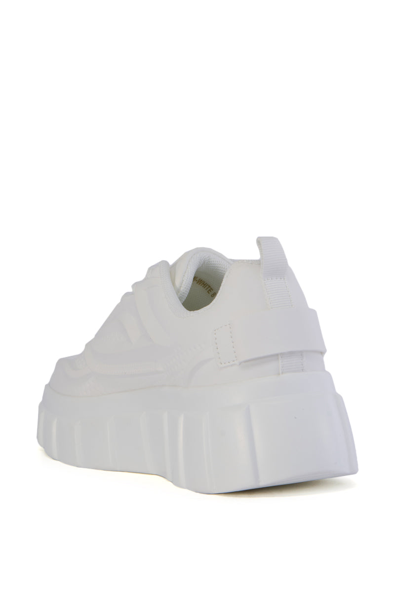 AZALEA WANG NEOMI WHITE SNEAKER