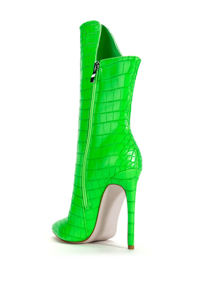 AZALEA WANG FAYE CROC BOOTIE IN GREEN