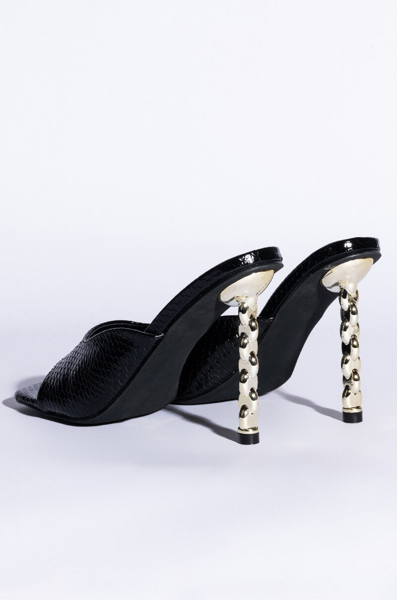 AZALEA WANG HEARTS RACING STILETTO SANDAL IN BLACK