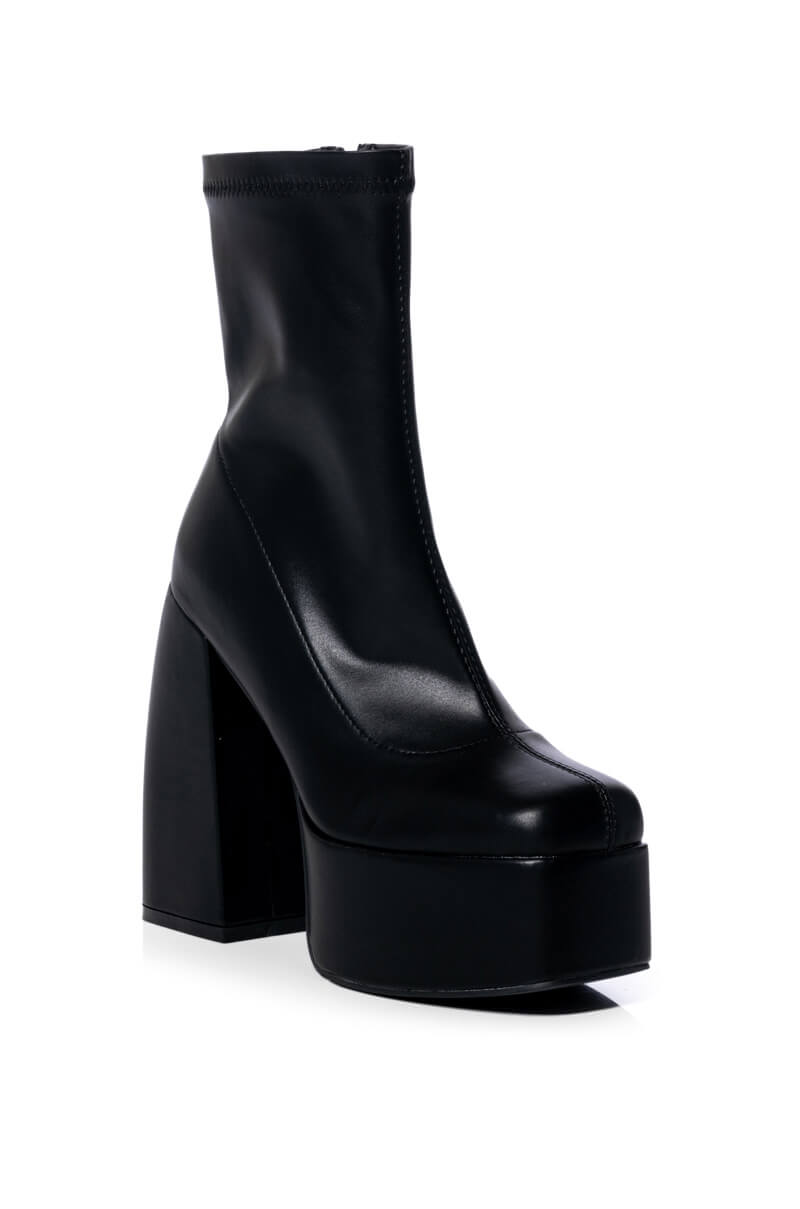 AZALEA WANG ROCKWELL BLACK CHUNKY BOOTIE