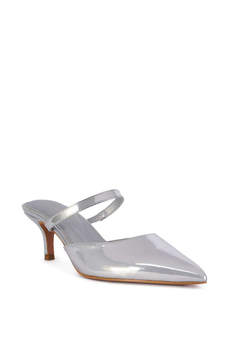 AZALEA WANG KLEMENTINE SILVER SLIP ON PUMP