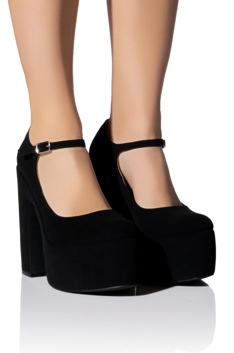 BERLIN CHUNKY PATENT PUMP
