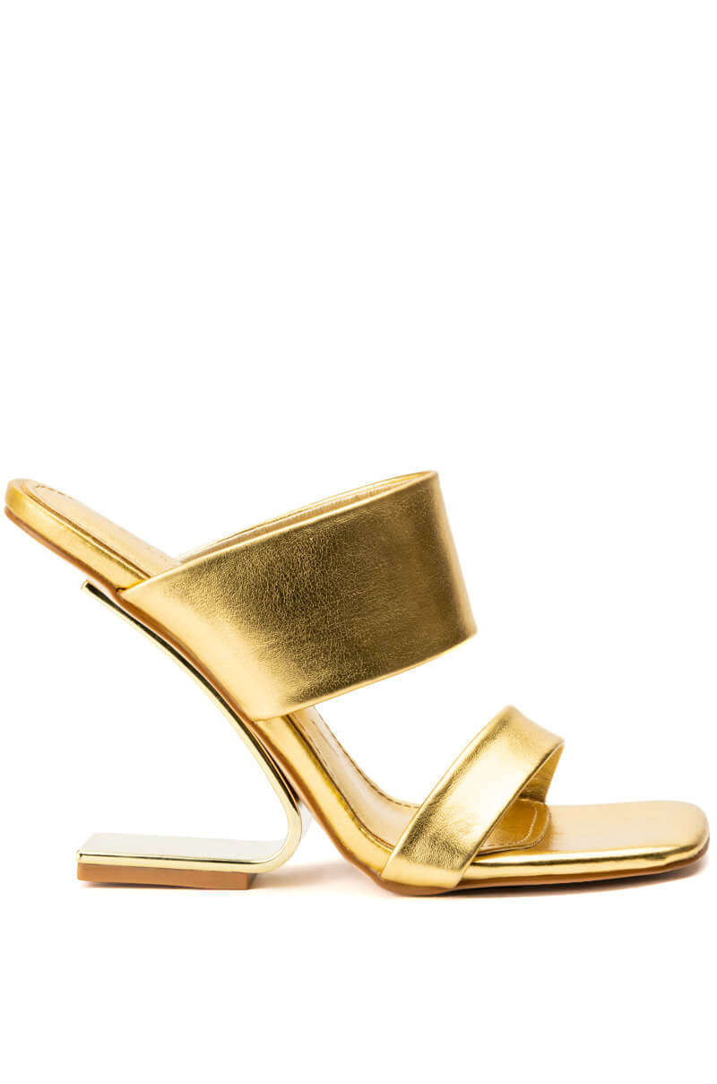 AZALEA WANG DENALI SLIP ON WEDGE SANDAL IN GOLD