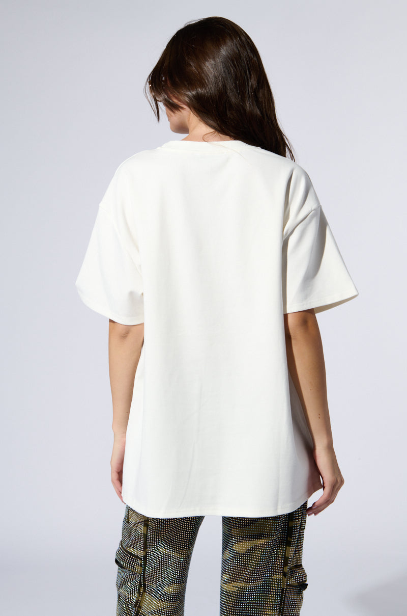 SMILE RHINESTONE DETAIL OVERSIZED TSHIRT IN WHITE