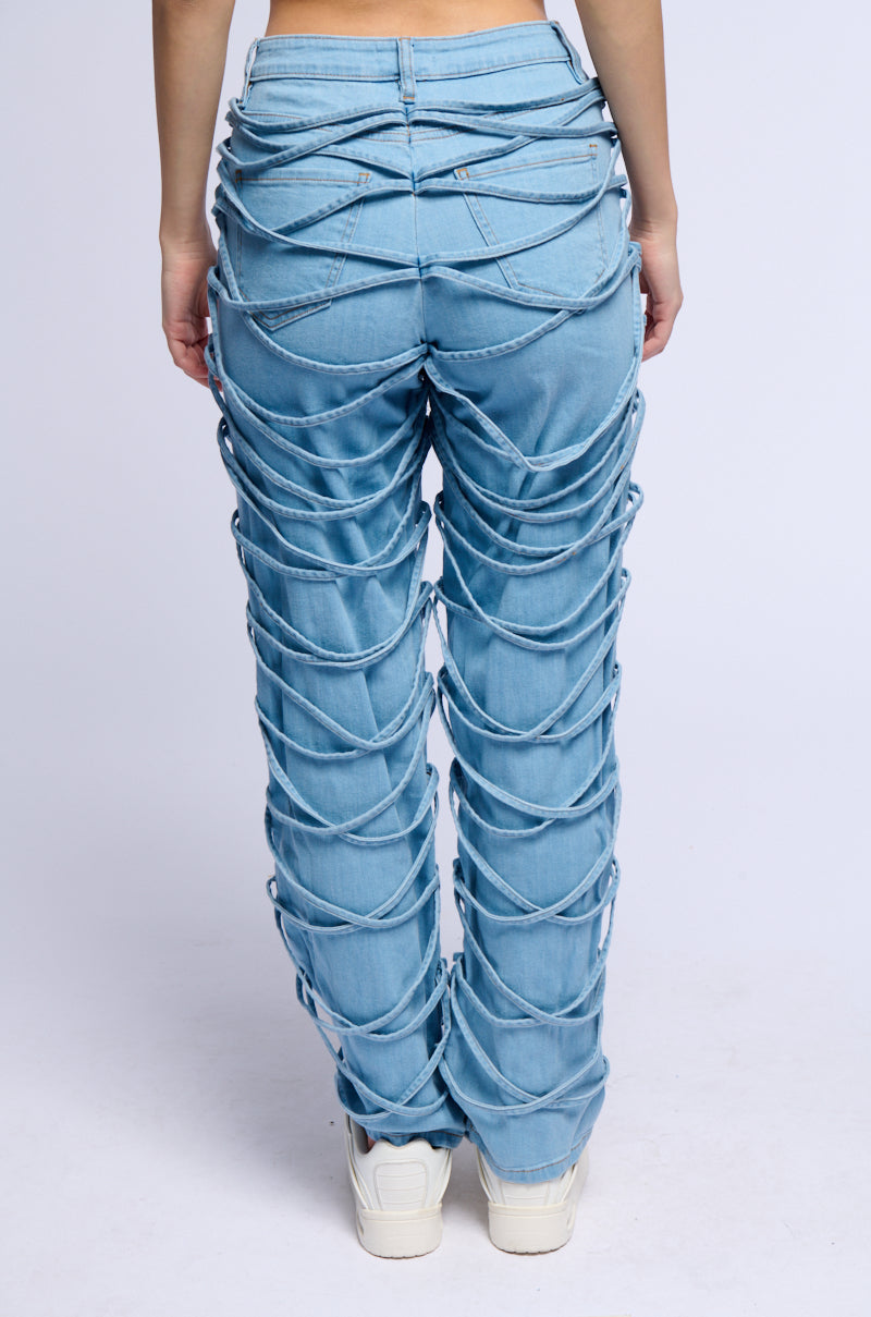 TIED UP RELAXED FIT JEANS