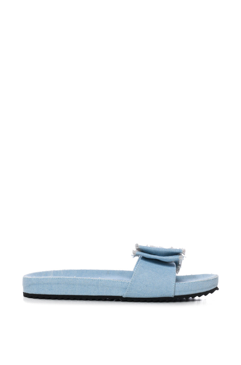 ANAI DENIM BOW SANDAL IN LIGHT BLUE