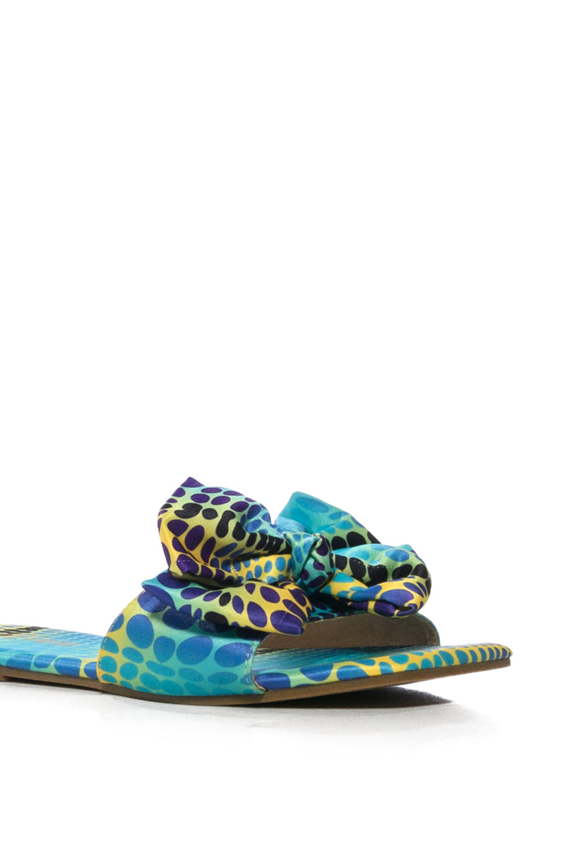 SHINEE-41 BLUE MULTI FLAT BOW SANDAL