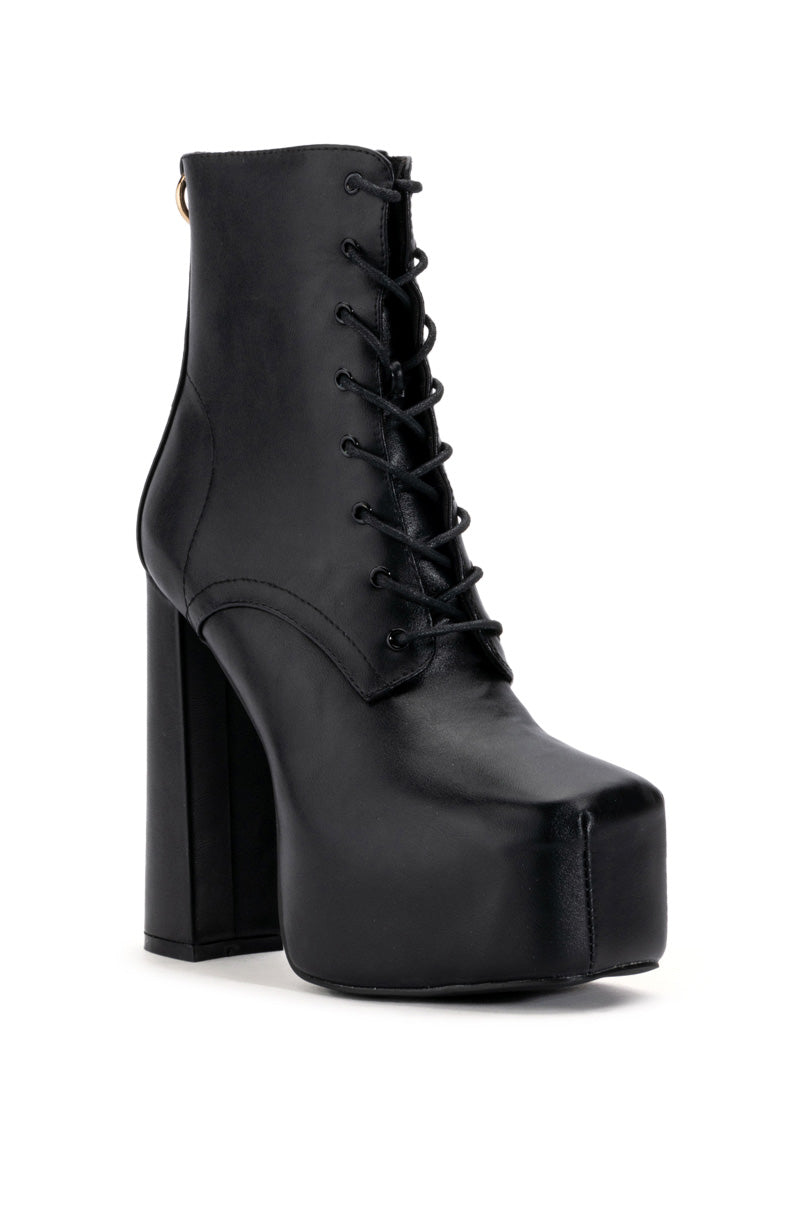 AZALEA WANG NAVEAH BLACK CHUNKY LACE UP BOOTIE IN BLACK