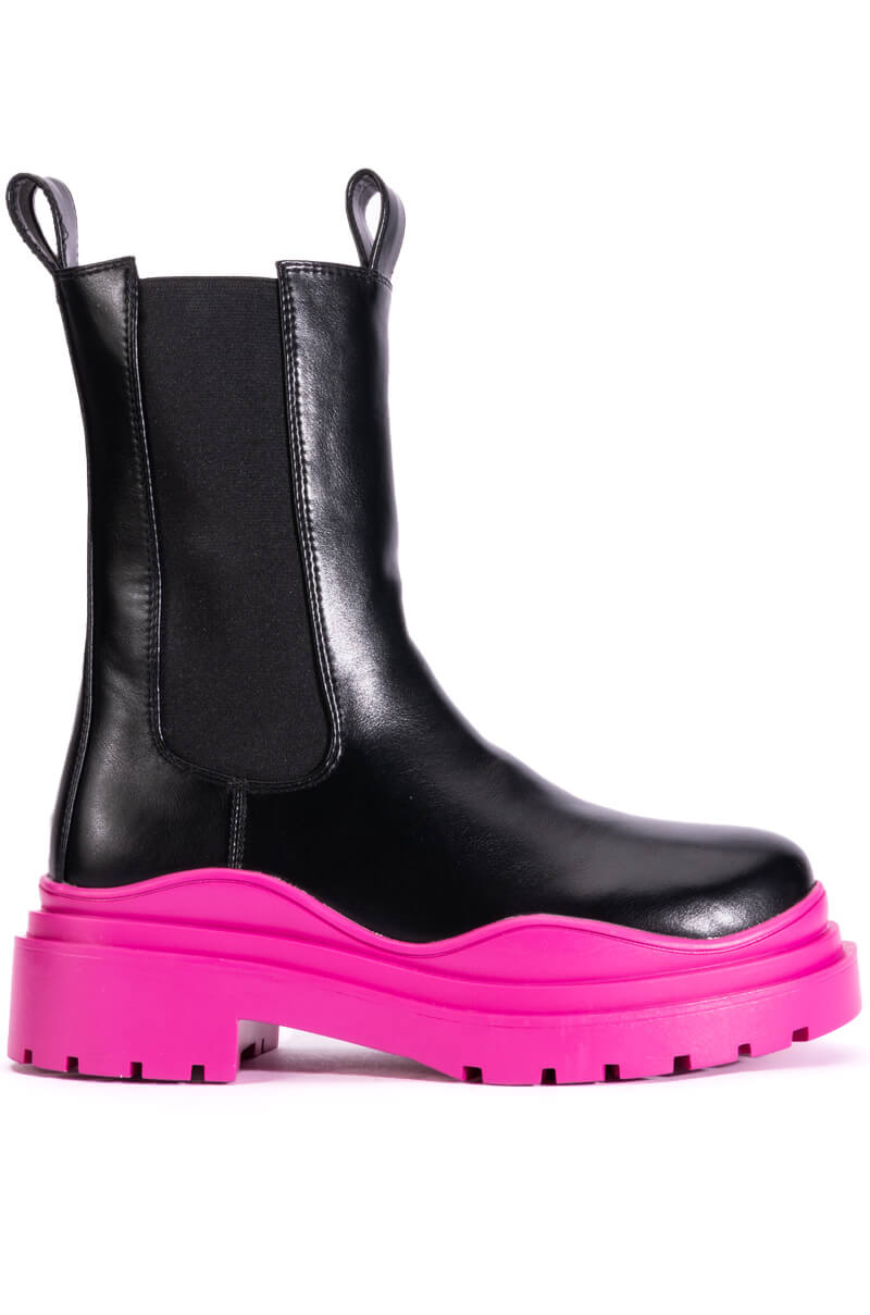 AZALEA WANG GHOSTED FLATFORM CHELSEA BOOT IN FUCHSIA