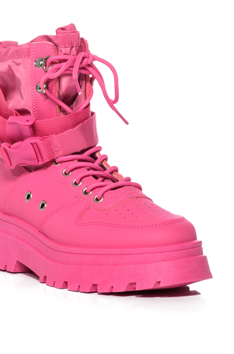 AZALEA WANG PEACHY MONOCHROMATIC SNEAKER IN PINK