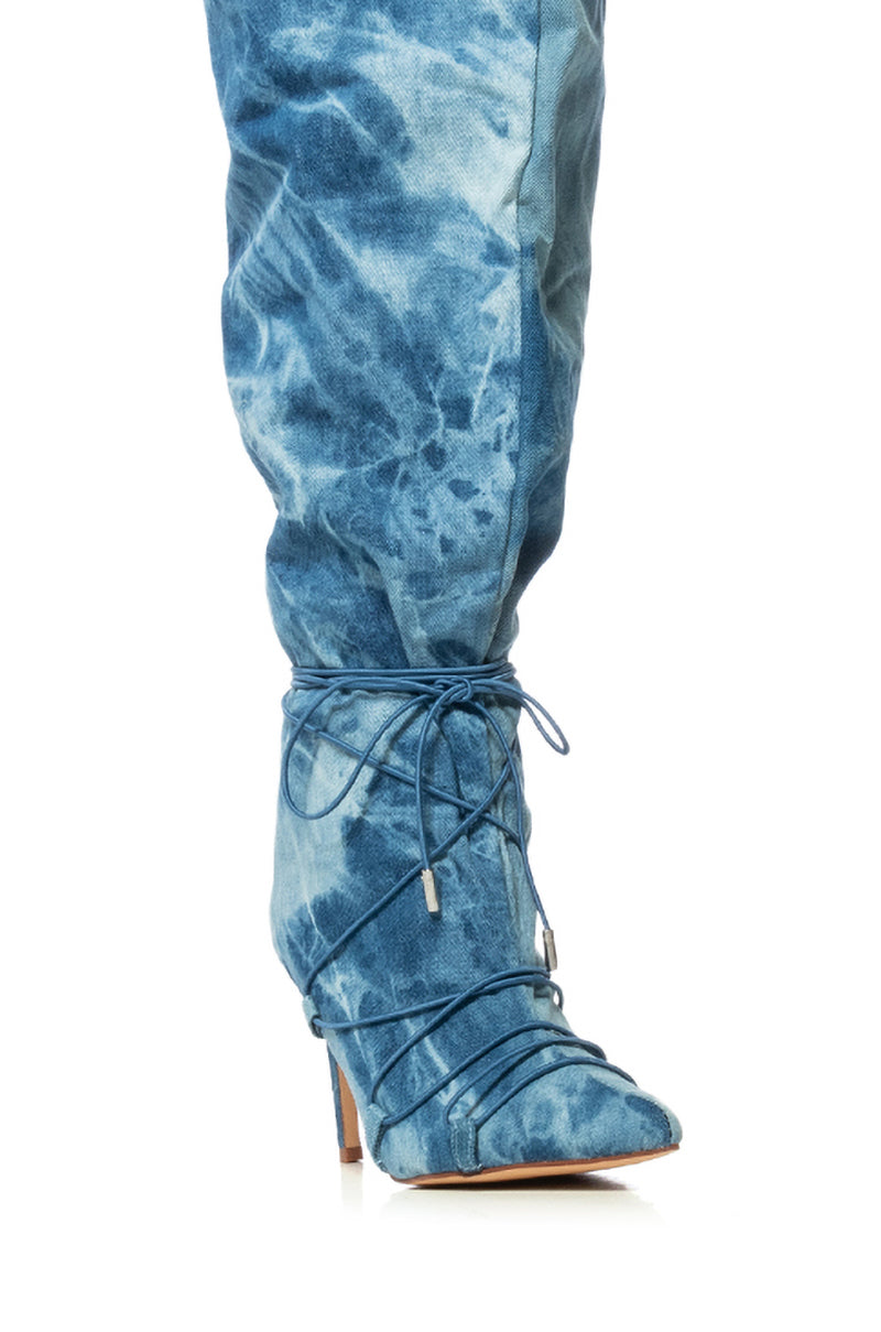 AZALEA WANG BEXLEY ACID WASH DENIM SLOUCH BOOT IN BLUE